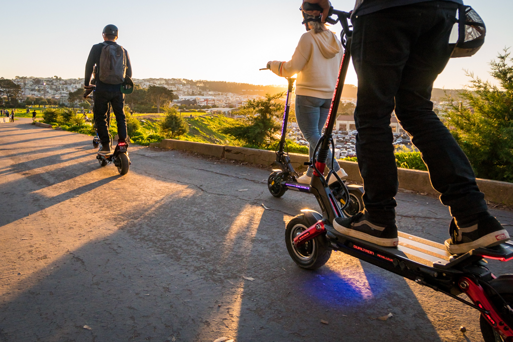 Choosing the Perfect Electric Scooter: From Budget-Friendly to High-End Options